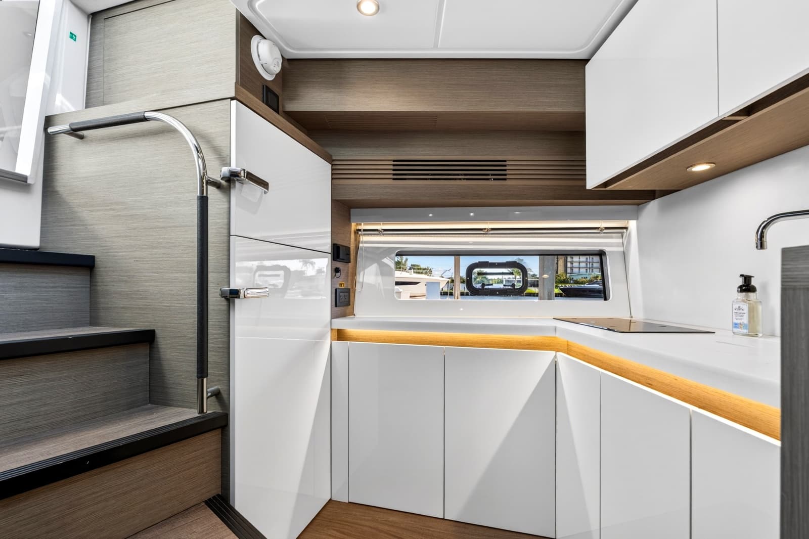 2023 Beneteau Gran Turismo 45