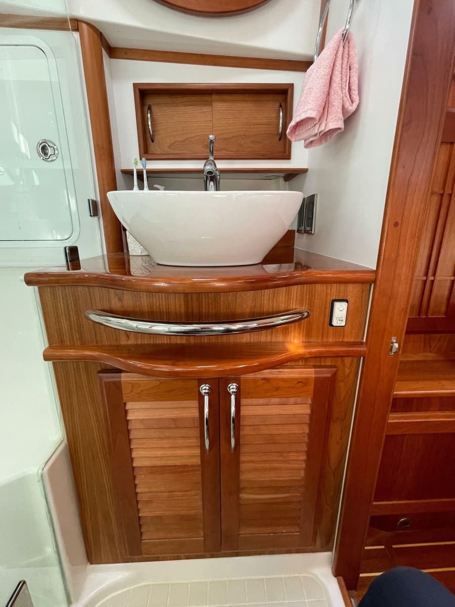 2016 Sabre 48 Salon Express