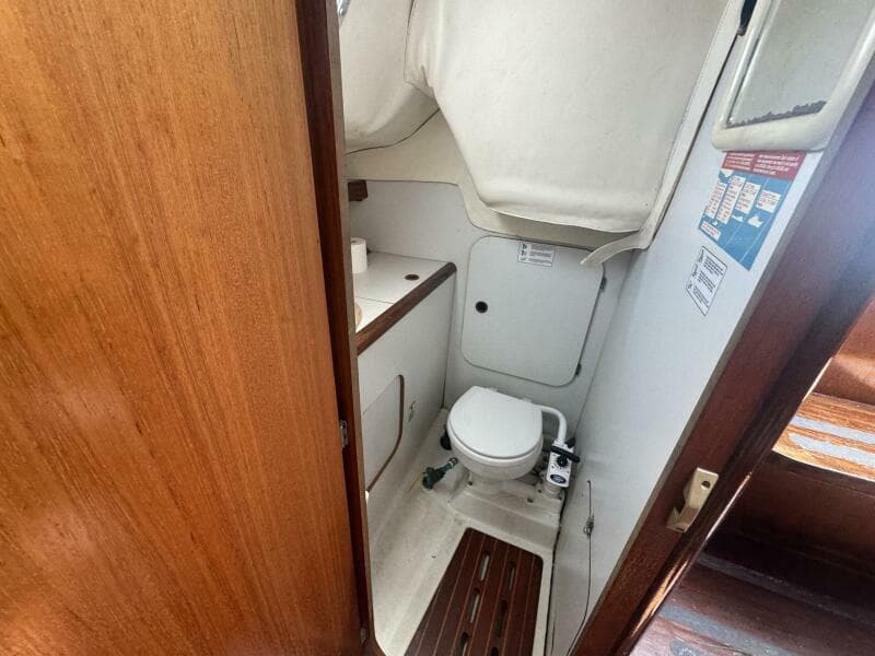 1988 Beneteau First 285