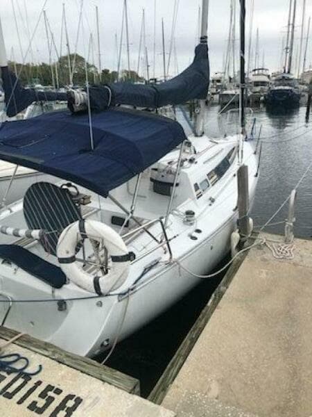 1988 Beneteau First 285