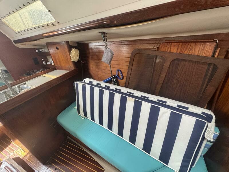 1988 Beneteau First 285