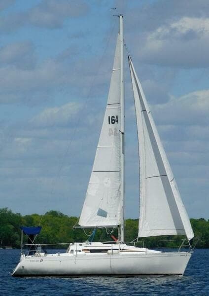 1988 Beneteau First 285