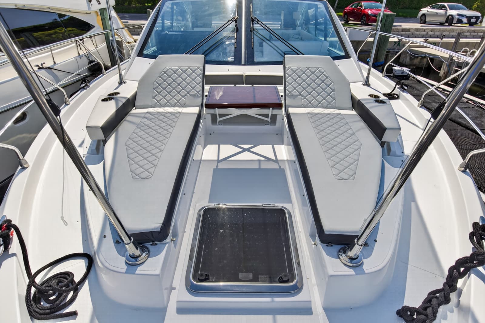 2023 Cruisers Yachts 50 CANTIUS