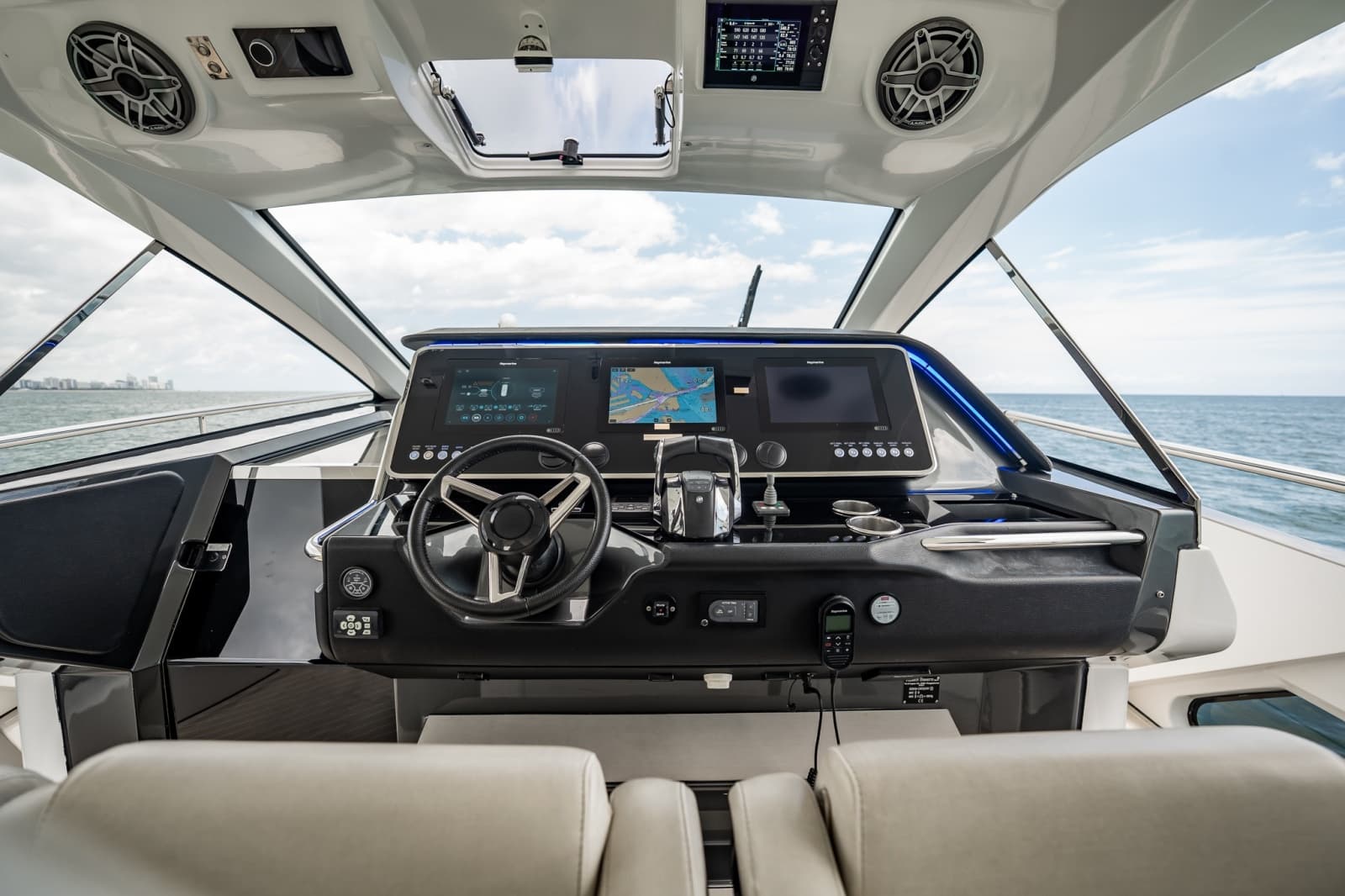 2021 Azimut VERVE 47
