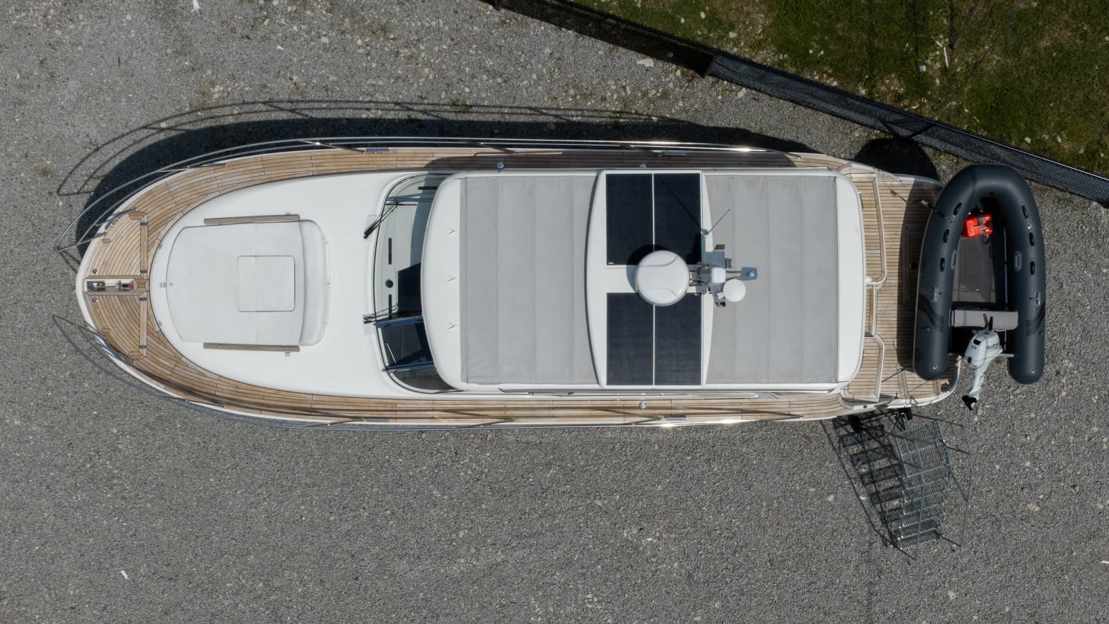 2026 Marex 360 Cabriolet Cruiser