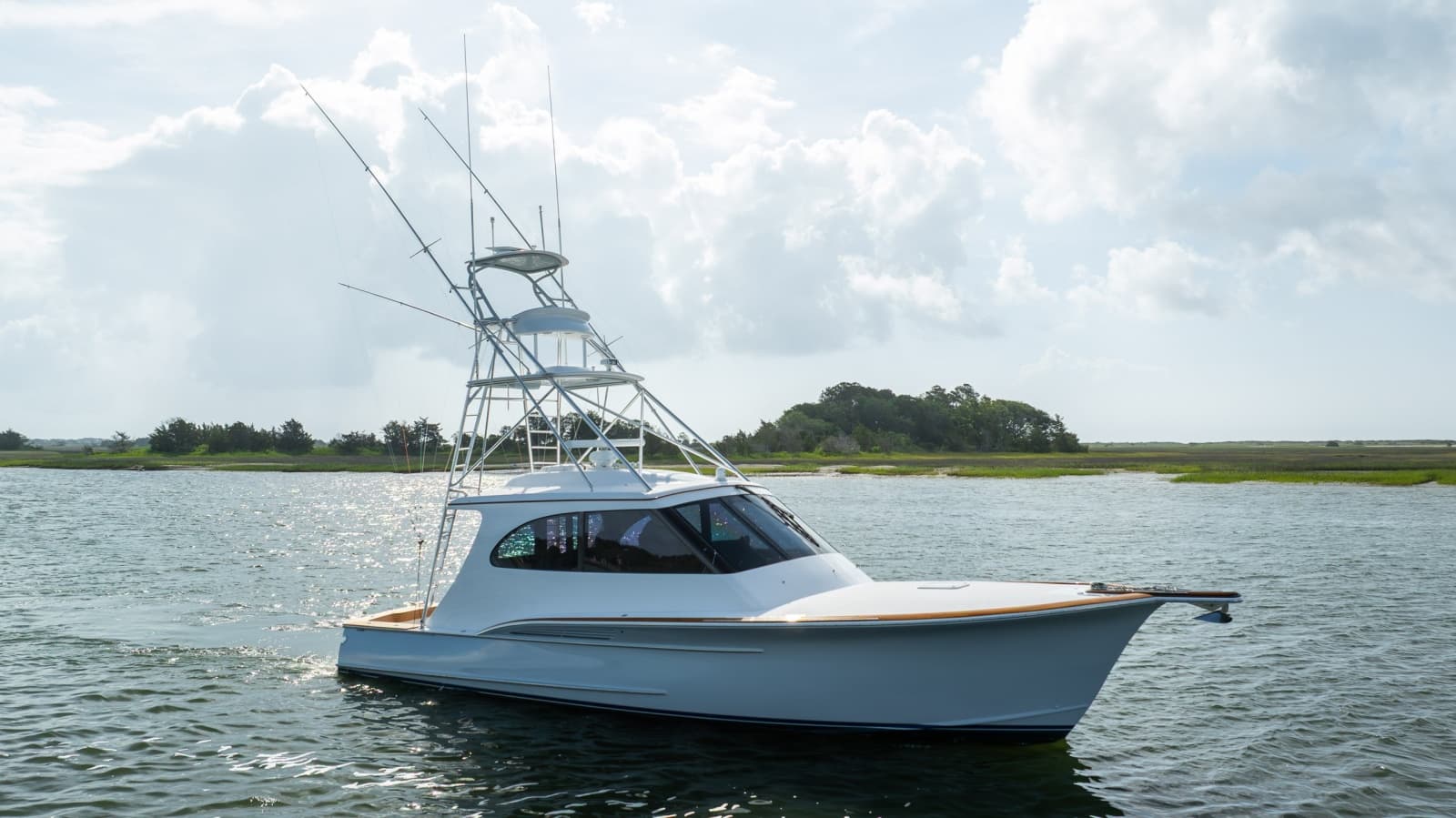 2015 Jarrett Bay Hardtop Express
