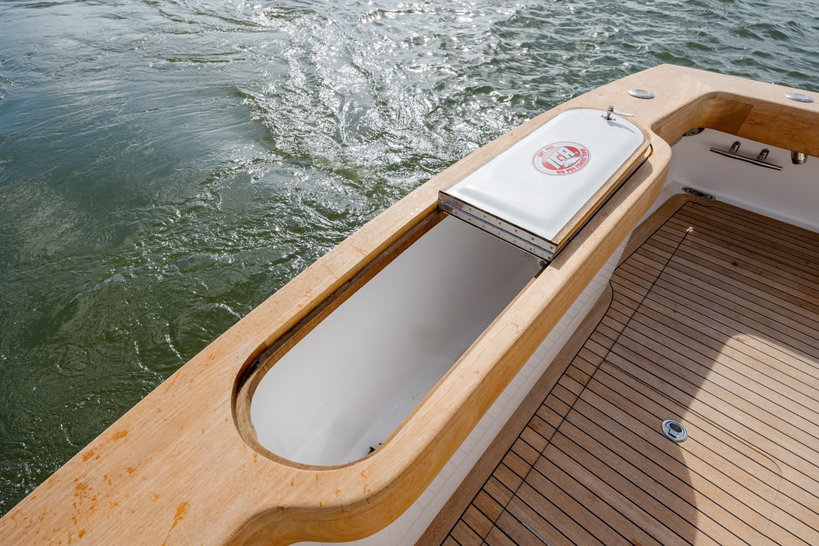 2015 Jarrett Bay Hardtop Express