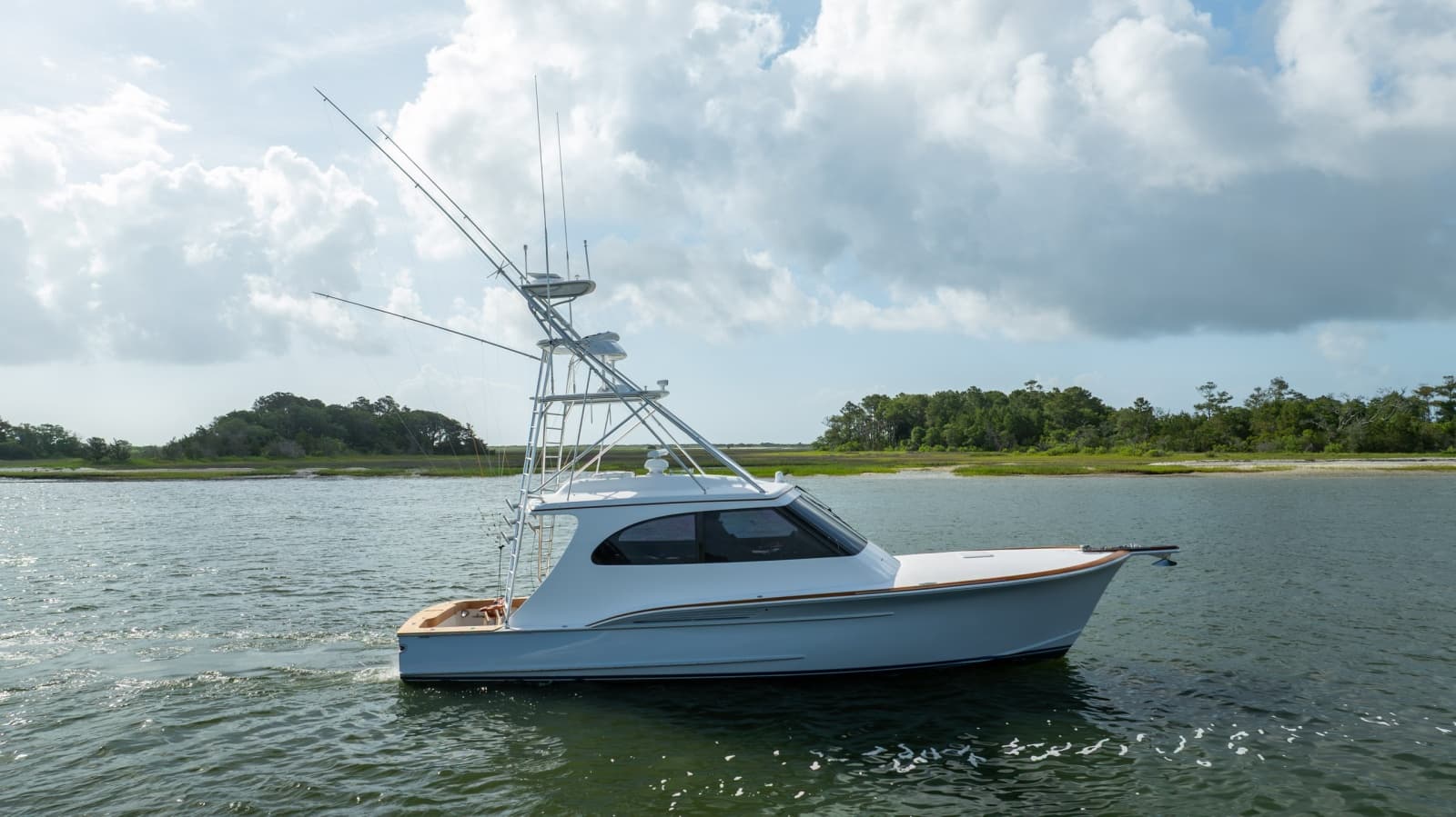 2015 Jarrett Bay Hardtop Express