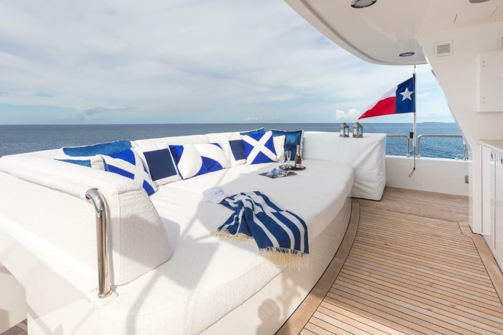 2008 Westport Westport 130 (#26) Tri-Deck