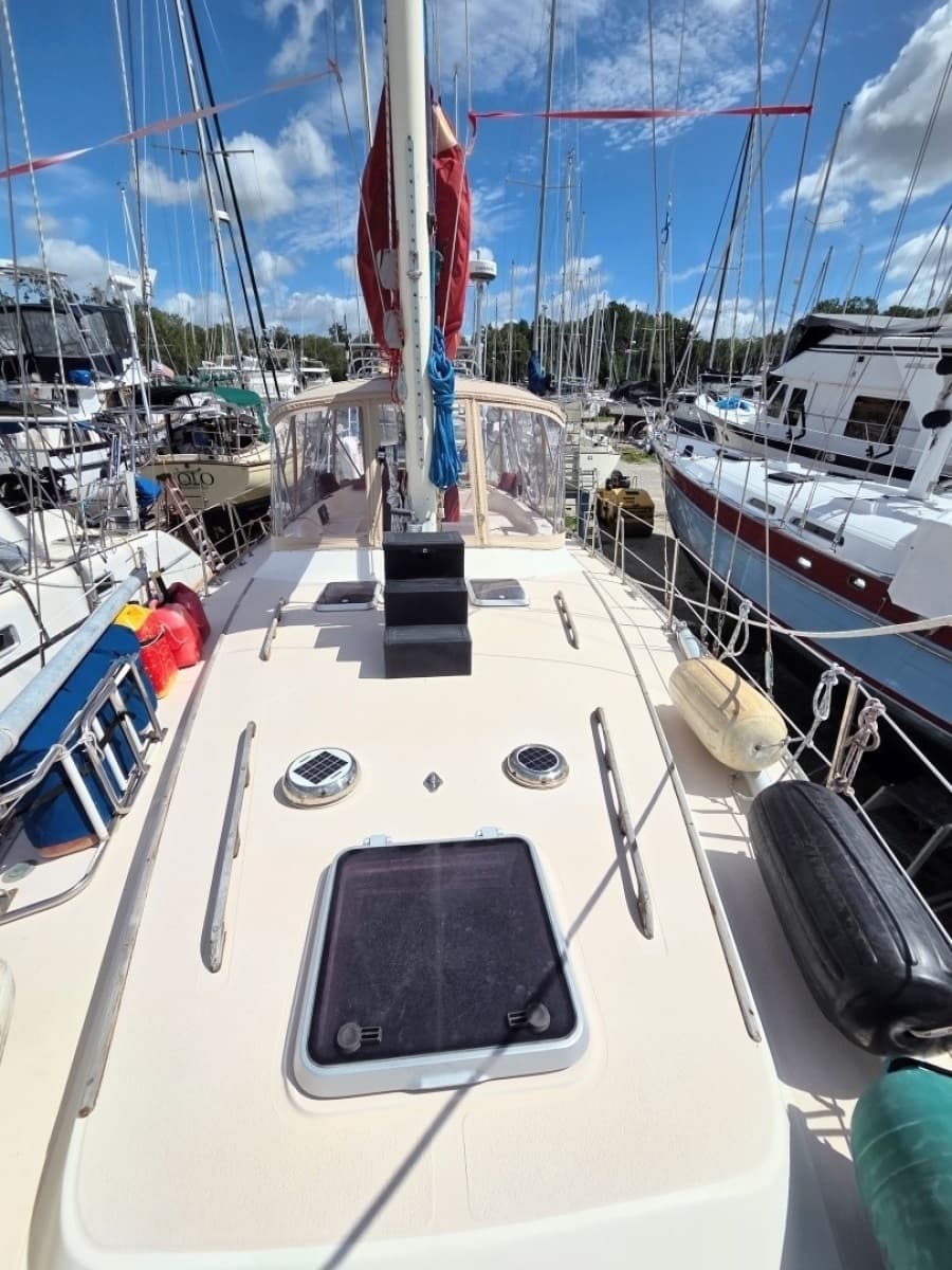 1990 Morgan Out Island 41 Classic