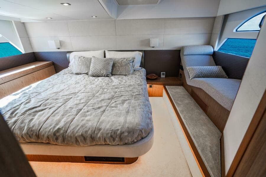 2016 Beneteau Gran Turismo 49