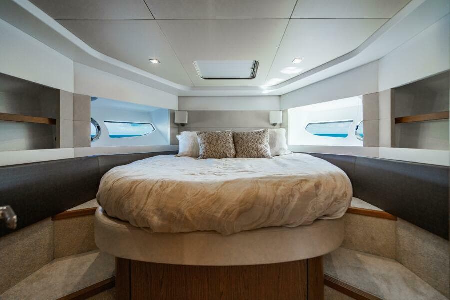 2016 Beneteau Gran Turismo 49
