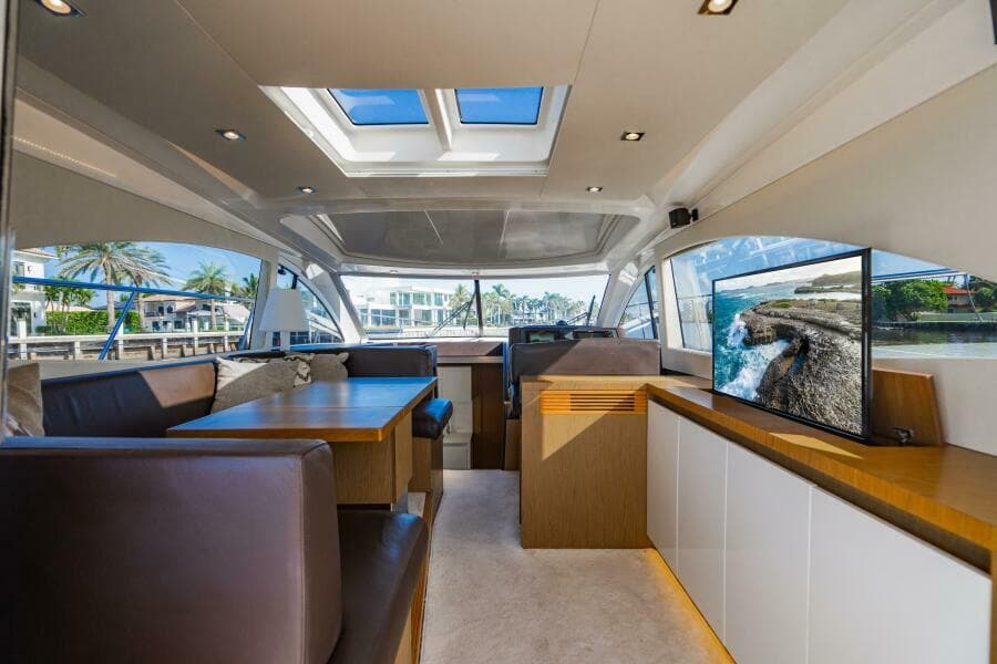 2016 Beneteau Gran Turismo 49