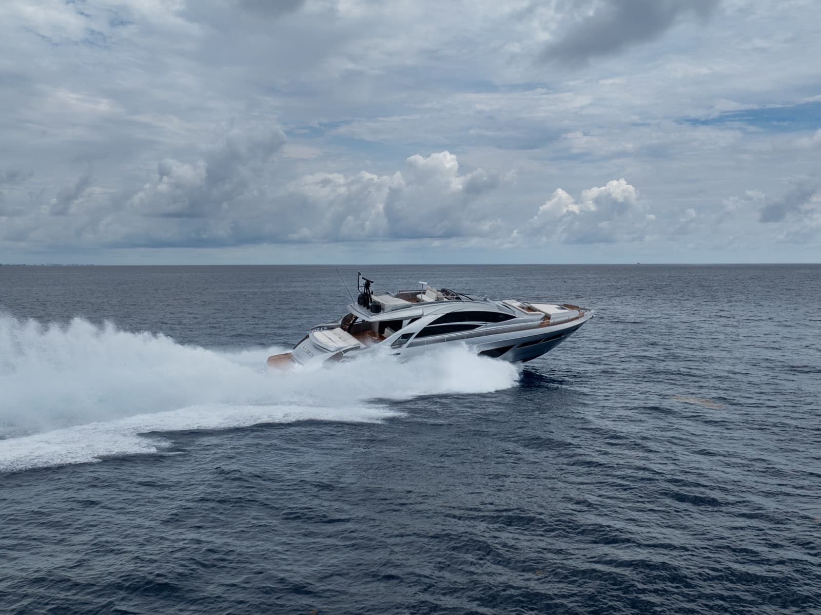 2020 Pershing 8X