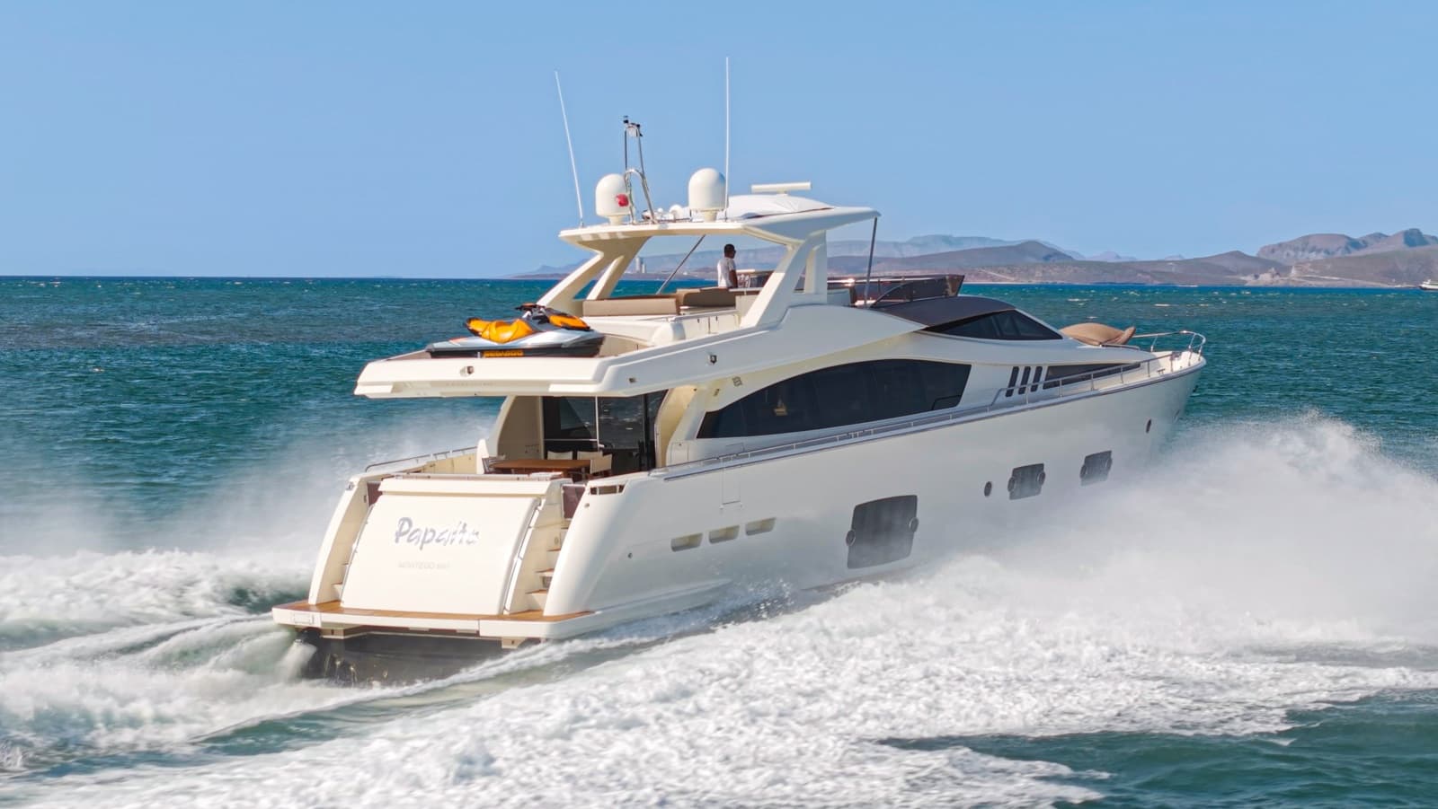 2013 Ferretti Yachts F800
