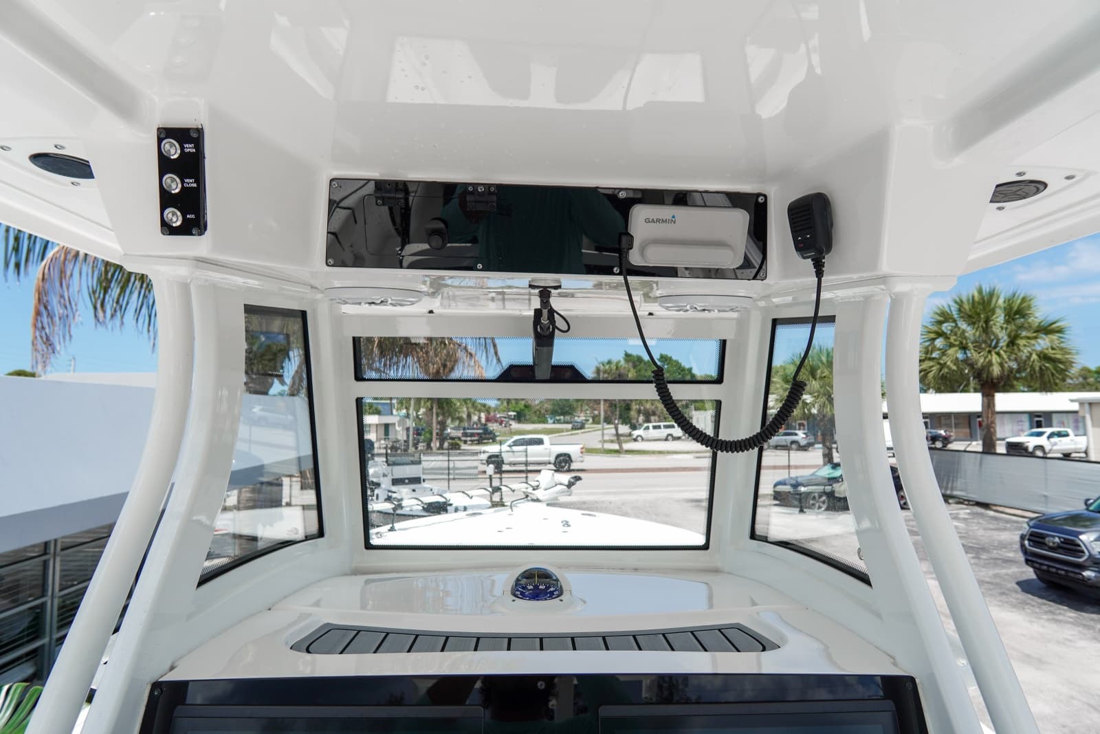2025 Tidewater 3100 Carolina Bay