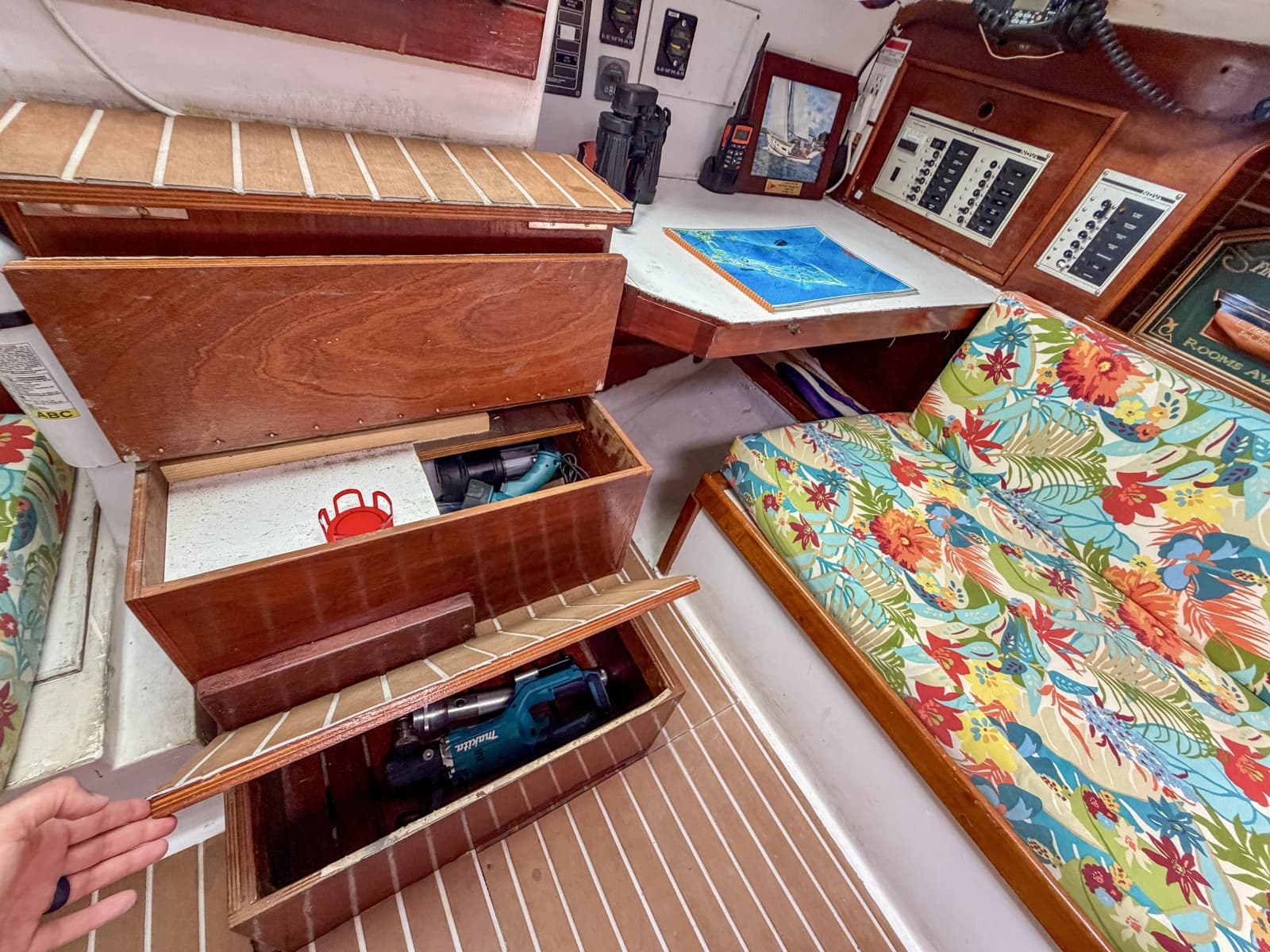 1987 Nonsuch 