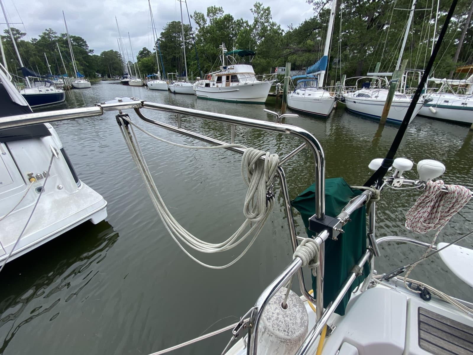 2004 Beneteau 373