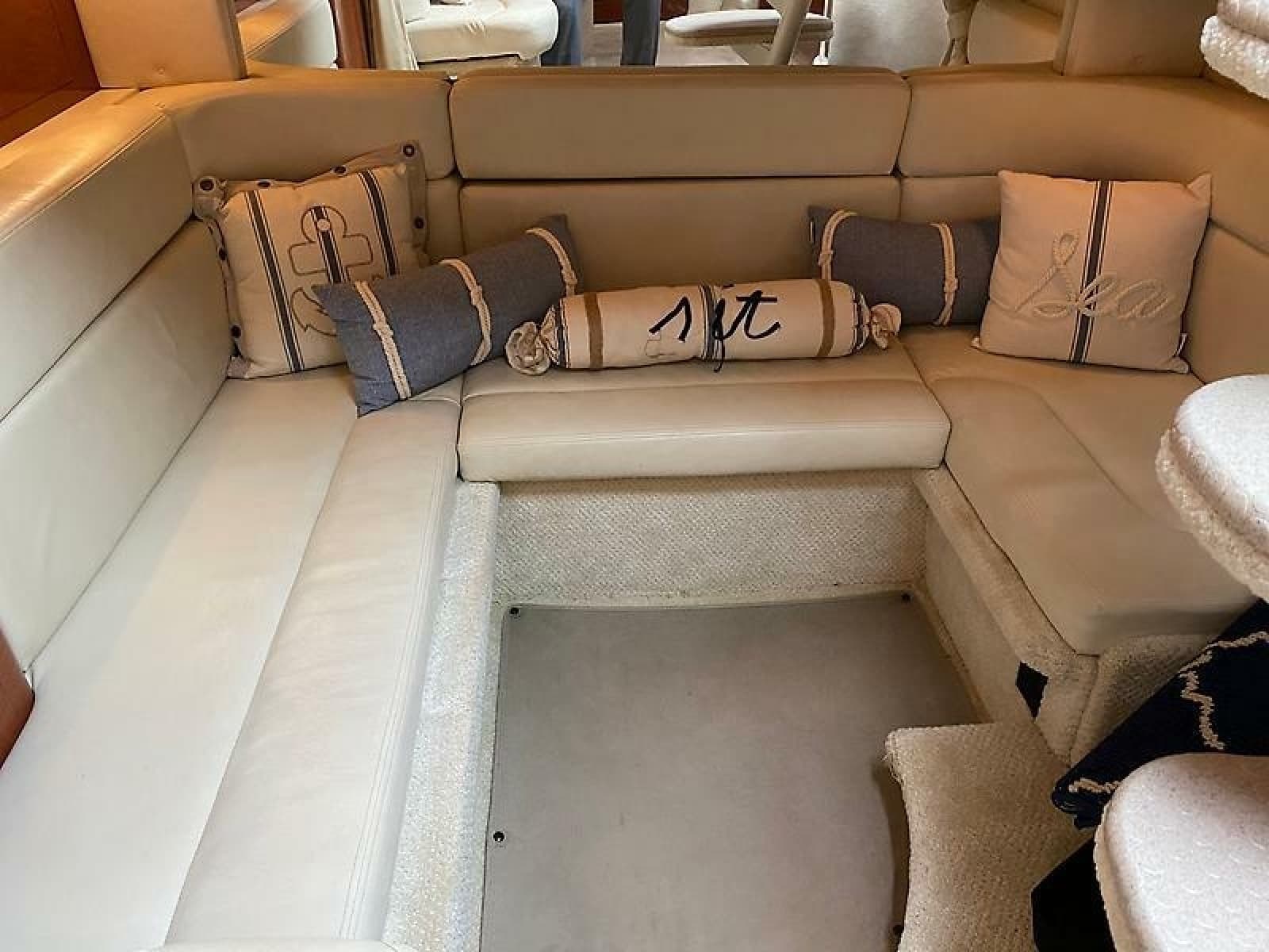 2004 Sea Ray 320 Sundancer