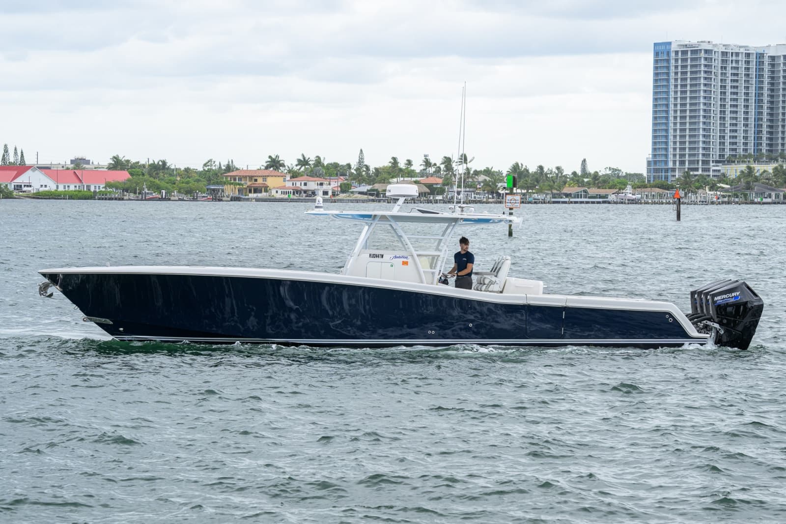 2019 Invincible 42 Open