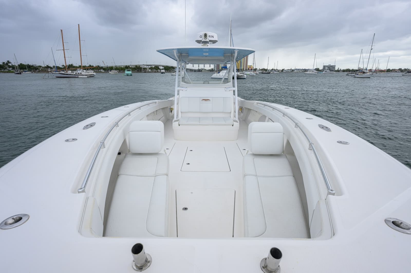 2019 Invincible 42 Open