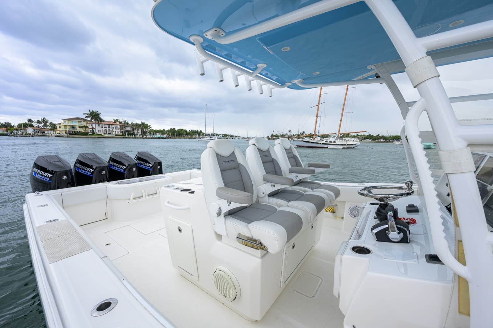 2019 Invincible 42 Open