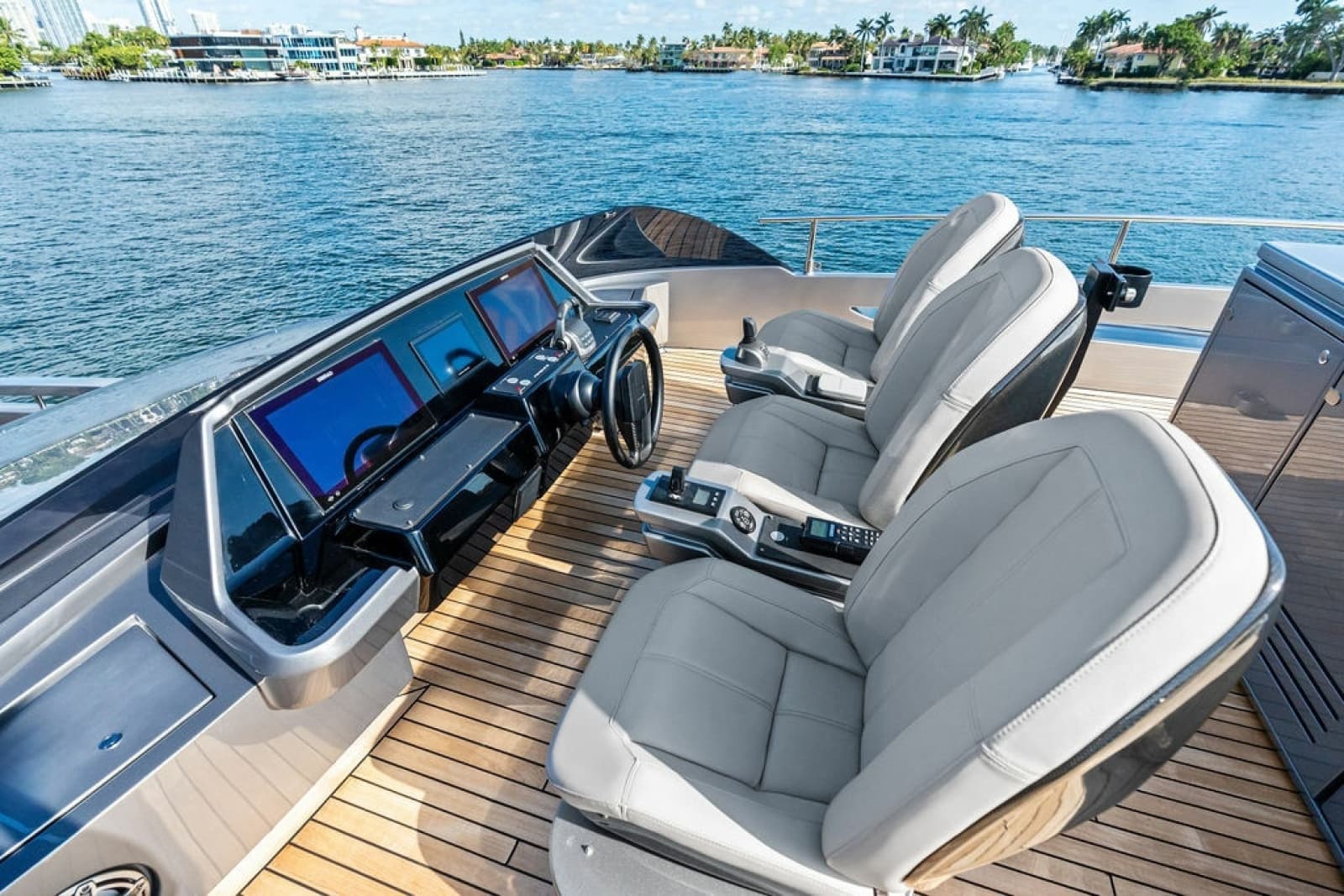 2025 Pershing GTX80