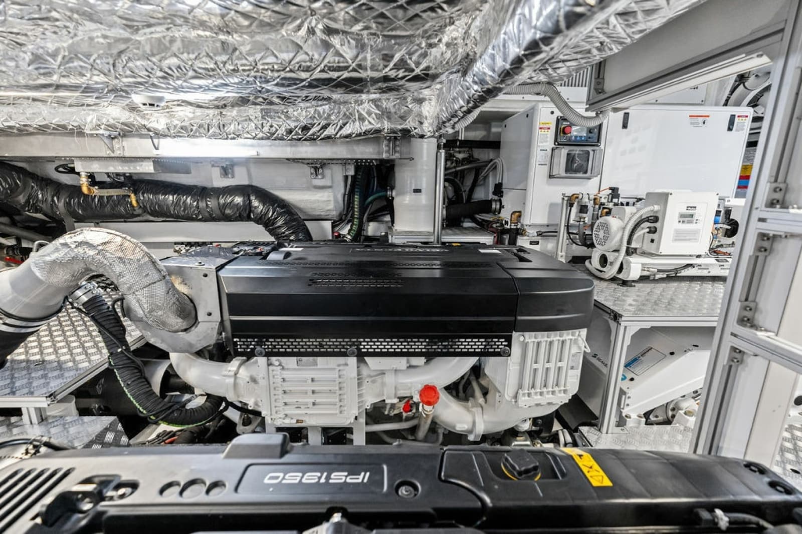 2025 Pershing GTX80