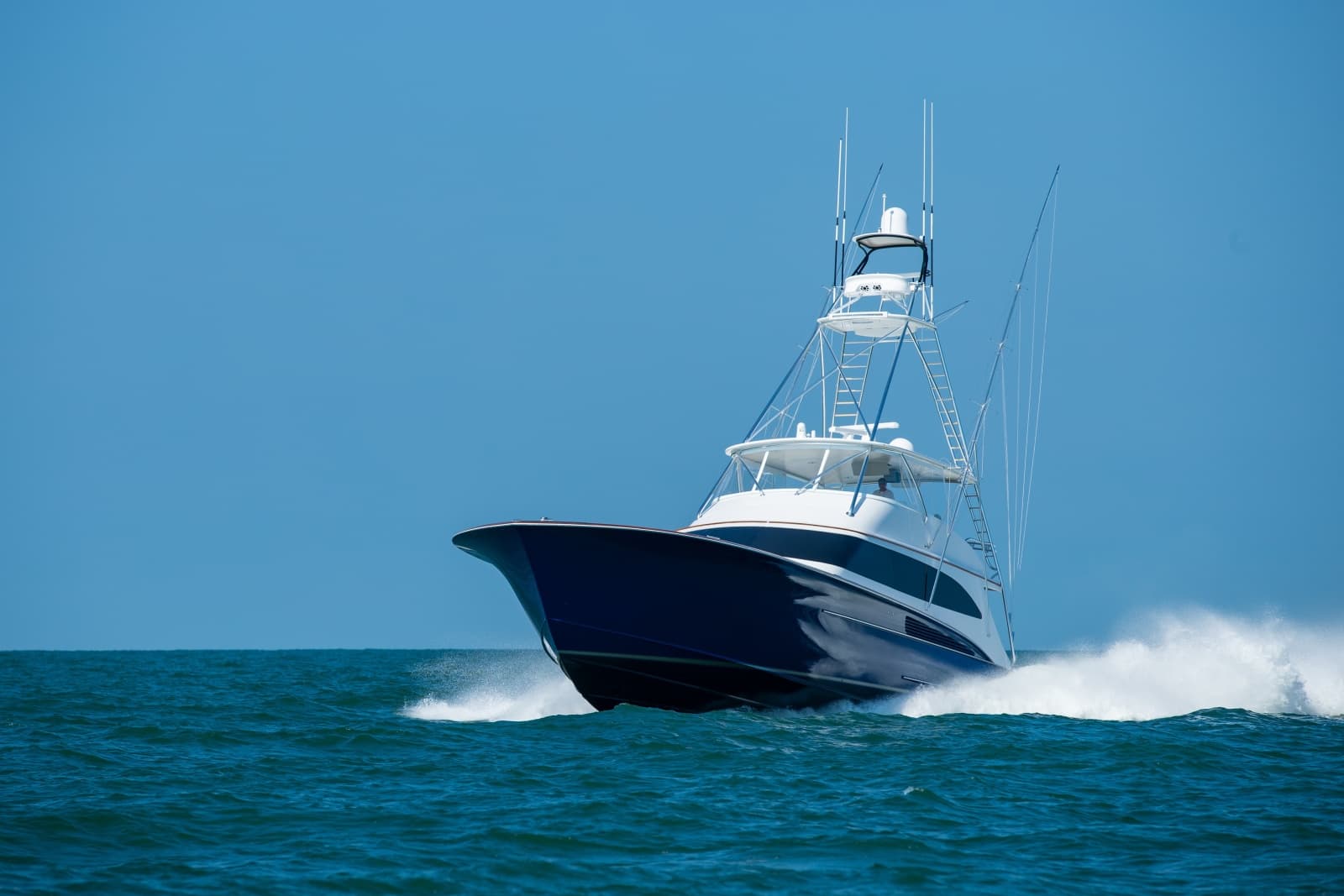 2021 Jarrett Bay 