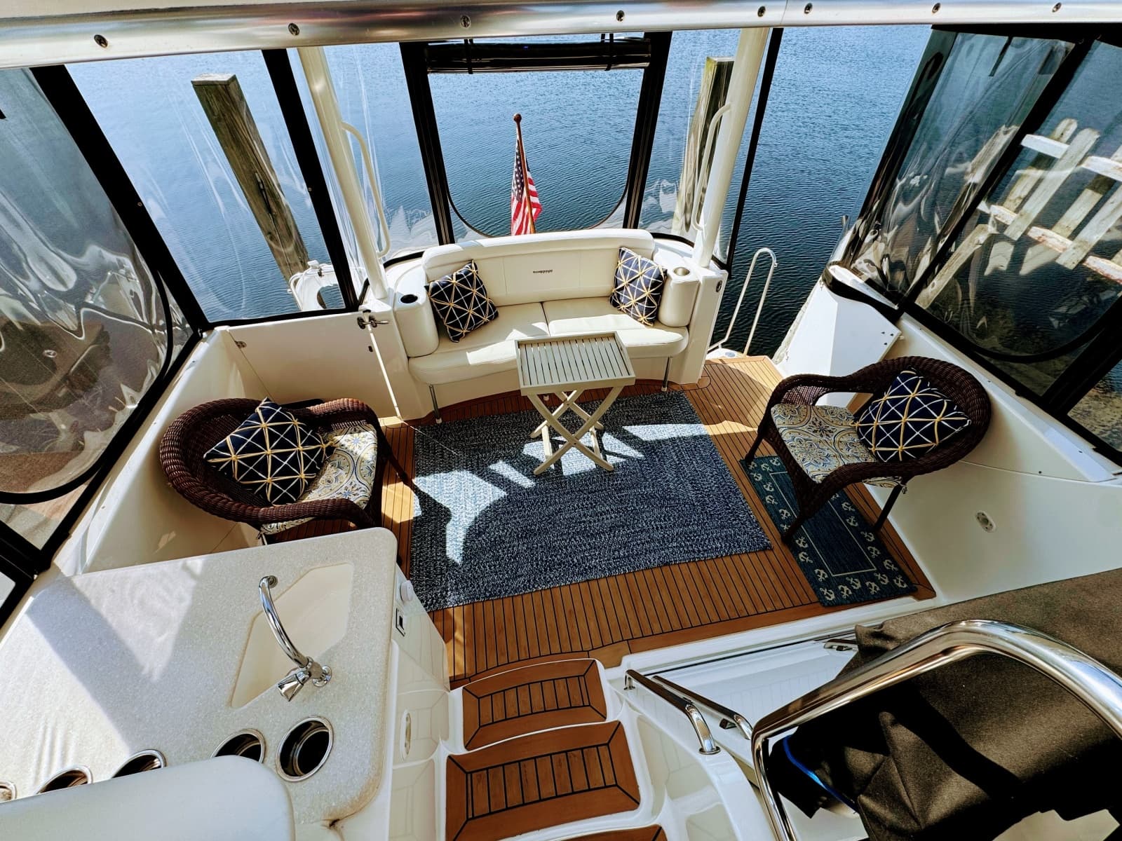 2002 Silverton 39 Motor Yacht
