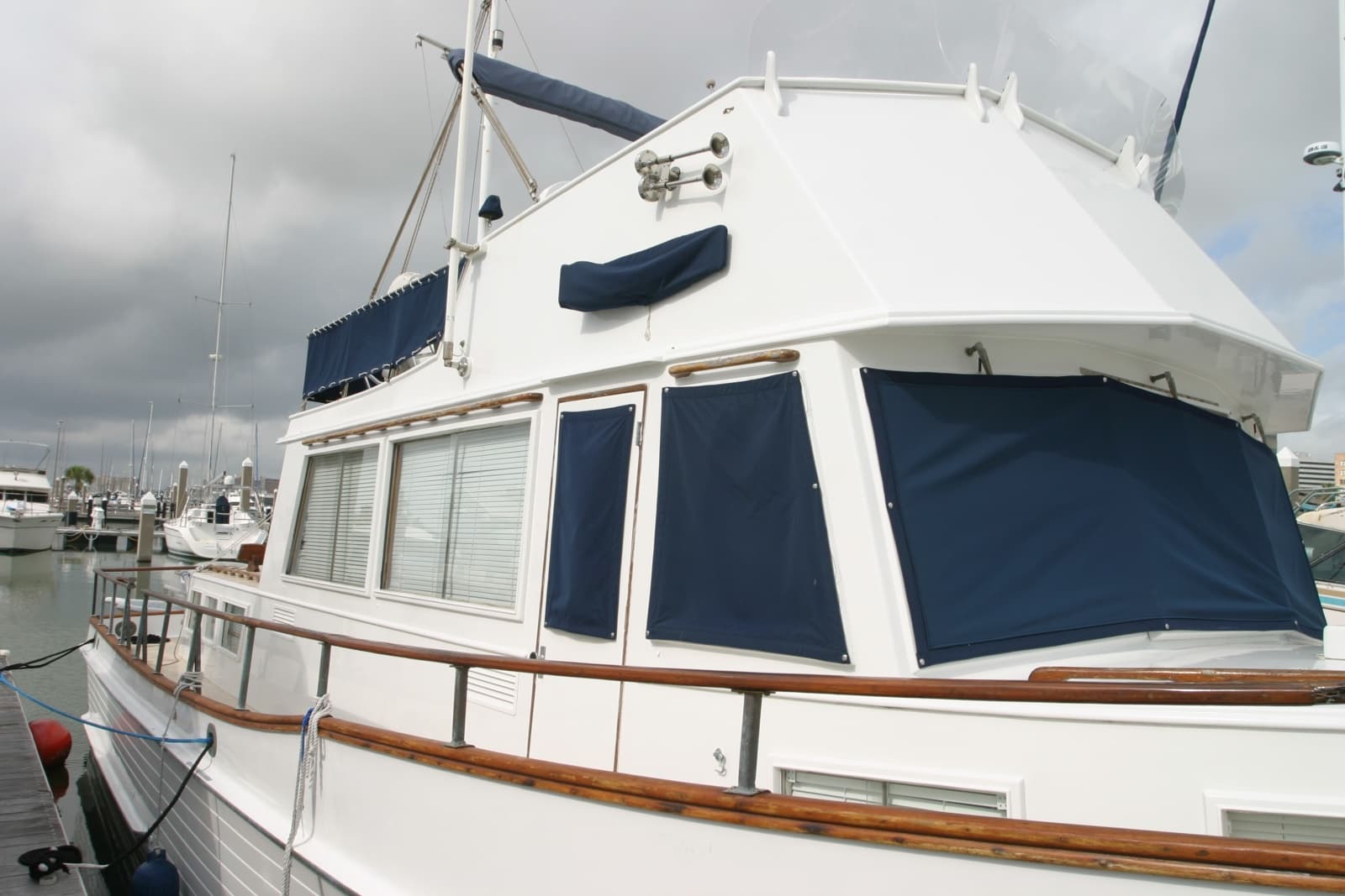 1979 Grand Banks Classic