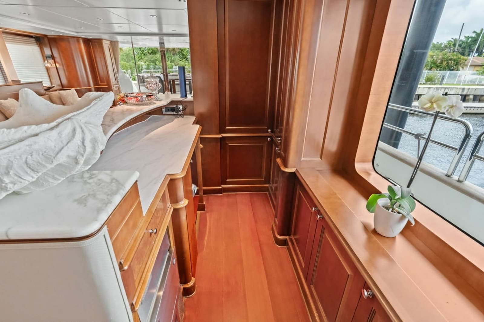 2008 Benetti 121 Classic