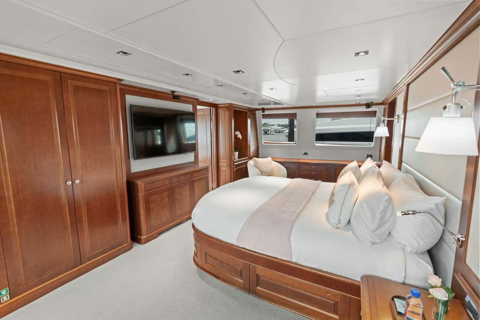 2008 Benetti 121 Classic