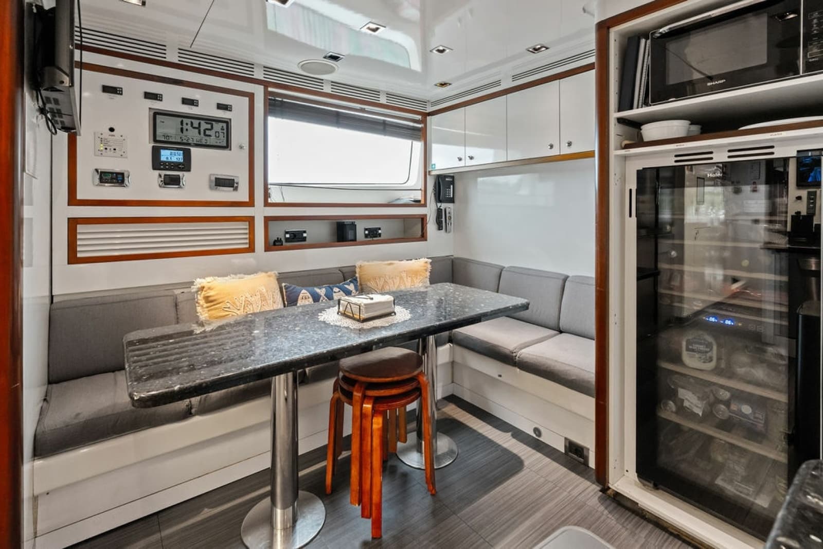 2008 Benetti 121 Classic