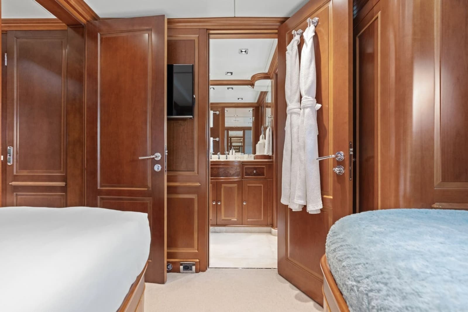 2008 Benetti 121 Classic