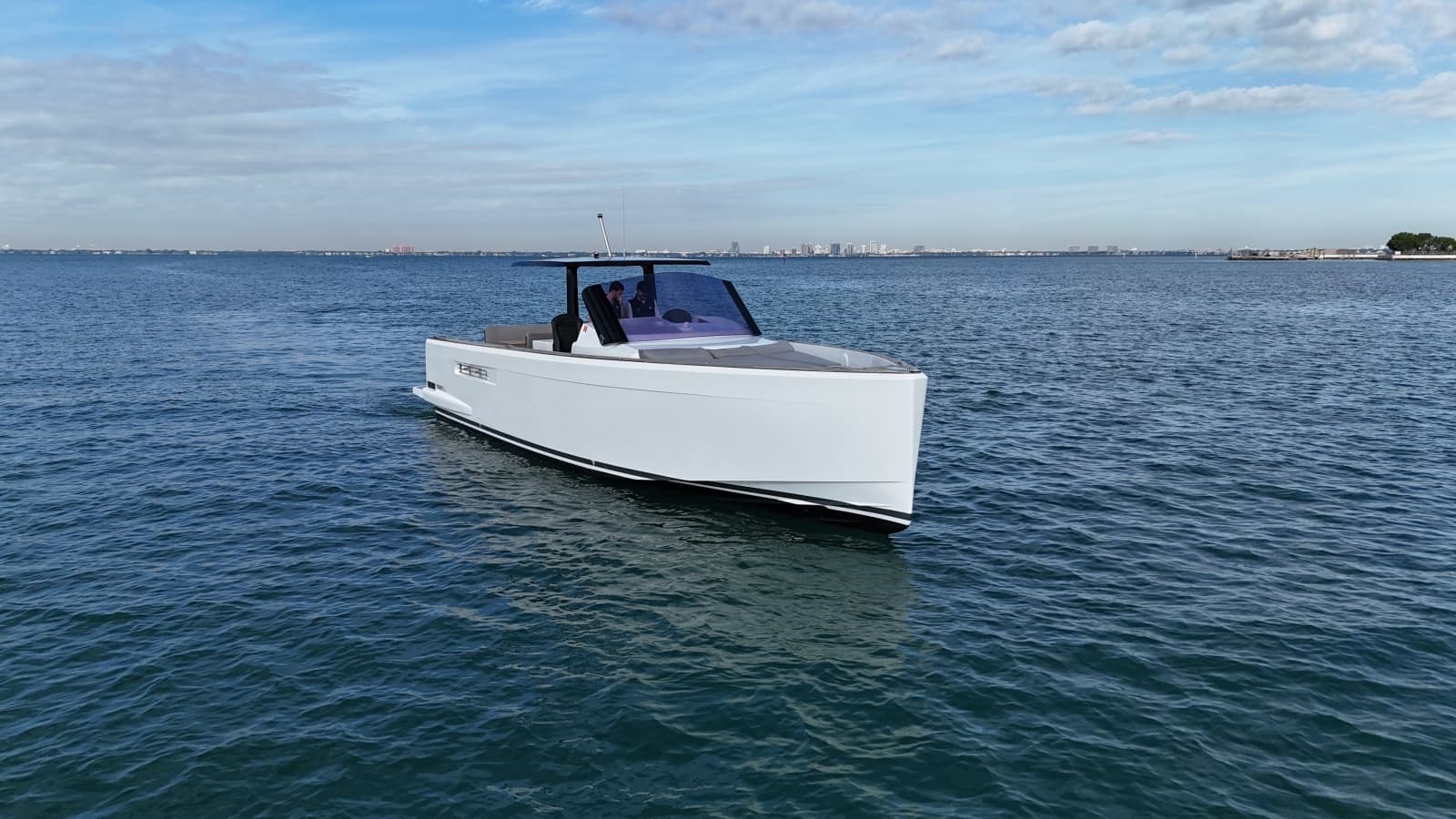 2019 Fjord 40 Open