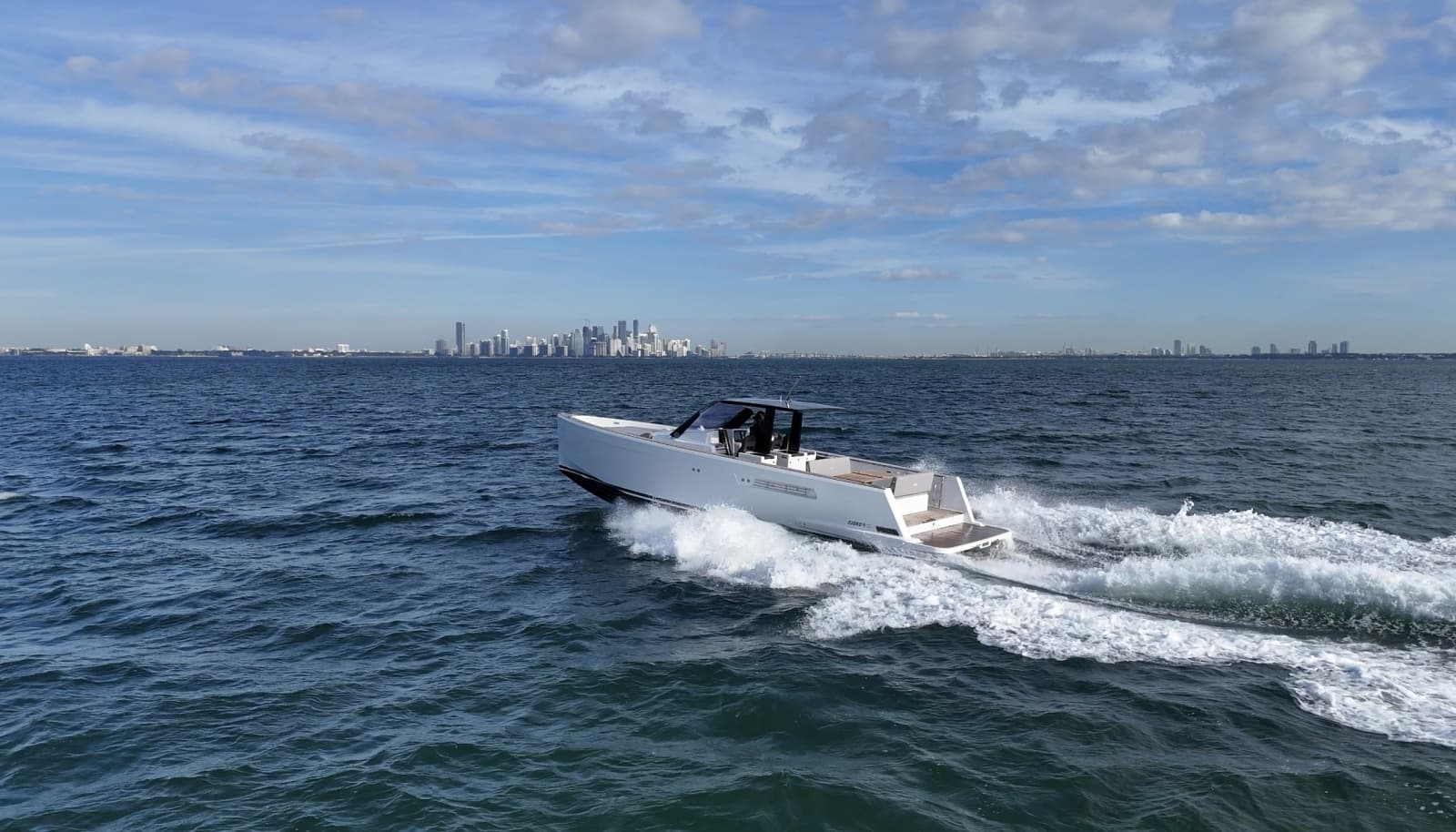 2019 Fjord 40 Open
