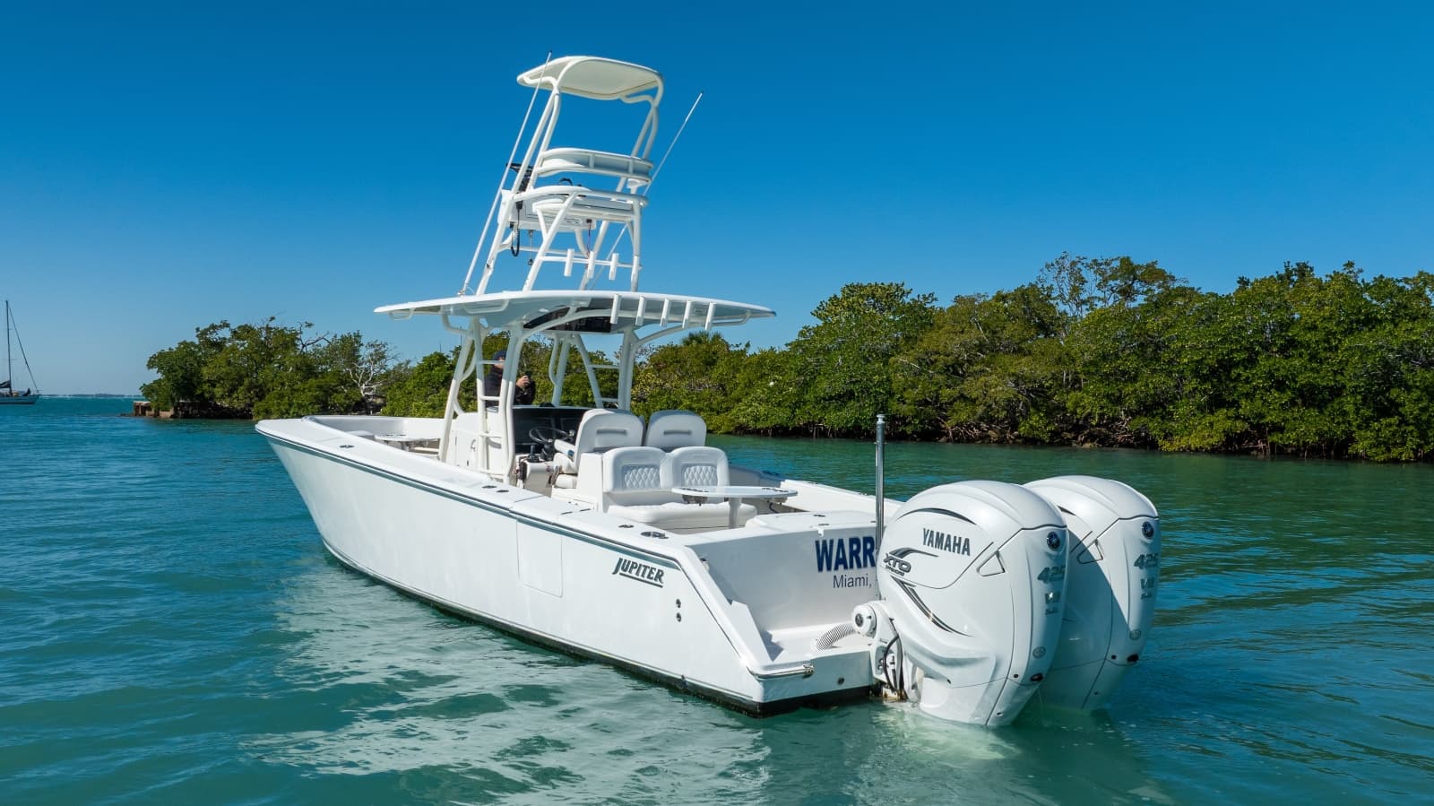 2019 Jupiter 38 HFS