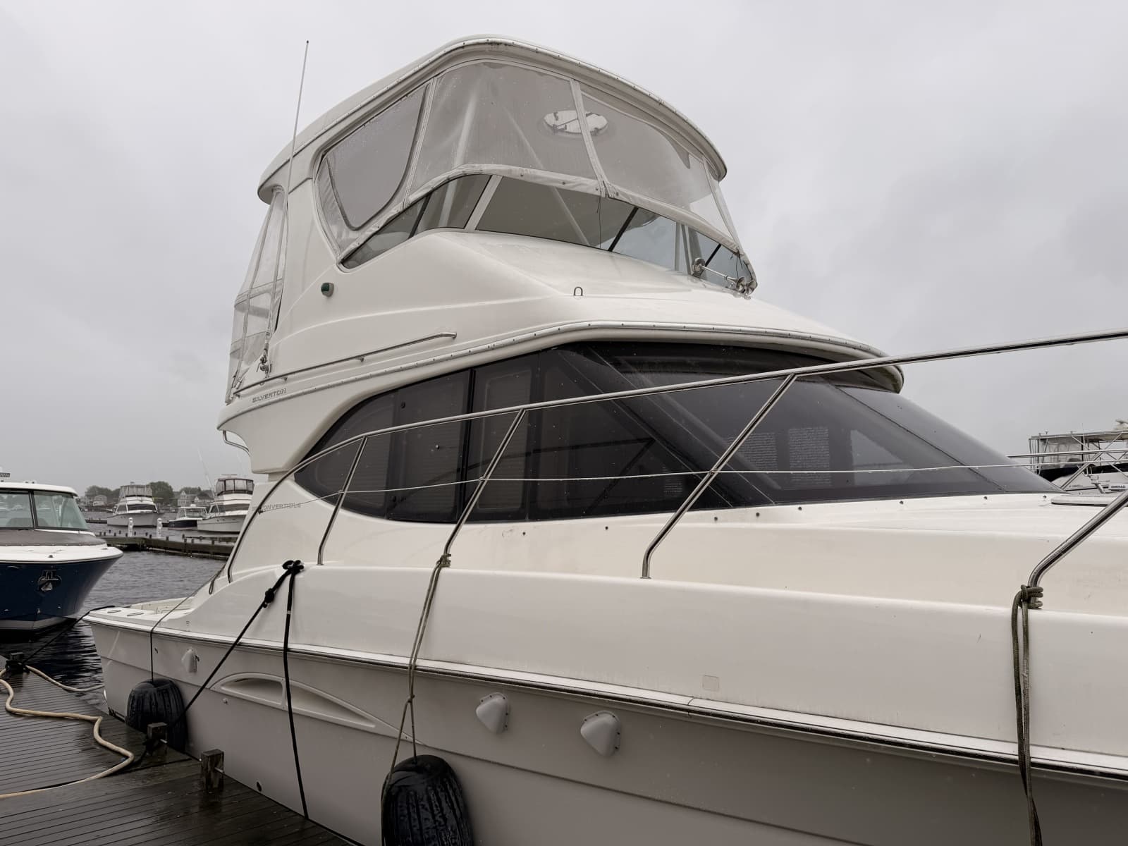2006 Silverton 38 Convertible