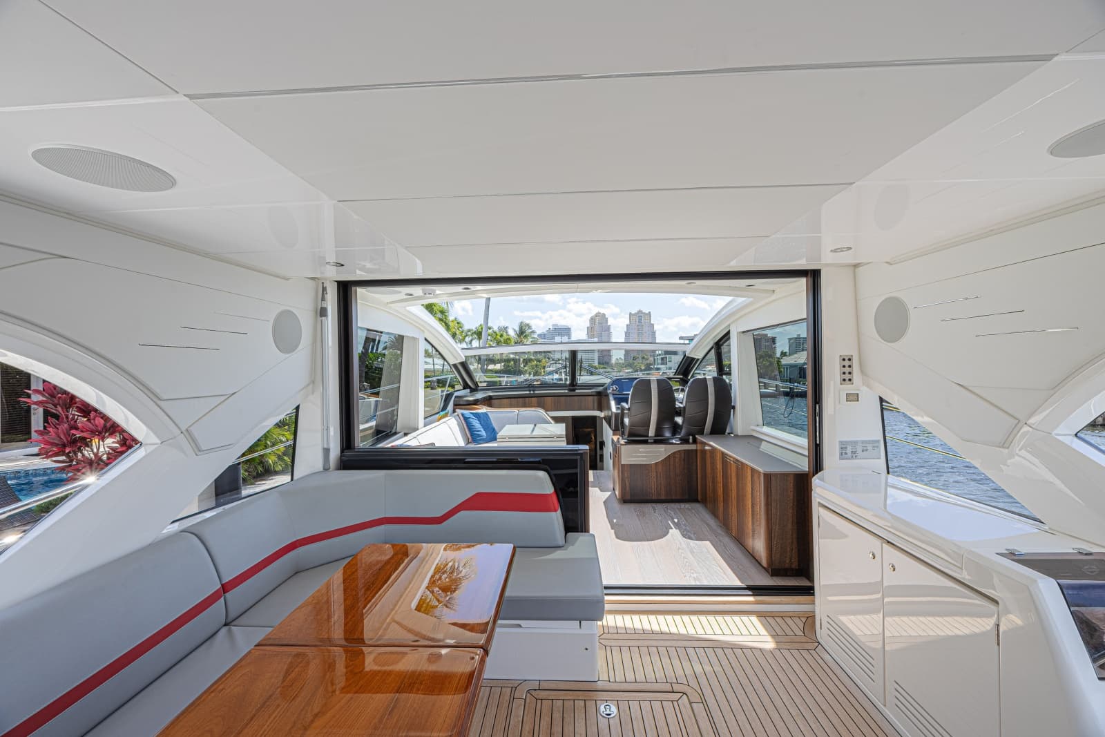 2021 Sunseeker Predator 60 EVO