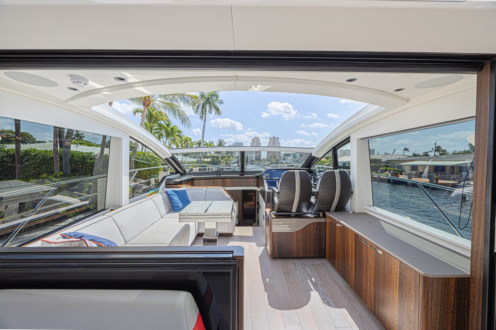 2021 Sunseeker Predator 60 EVO