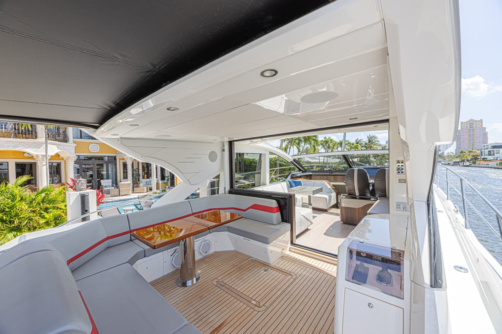 2021 Sunseeker Predator 60 EVO