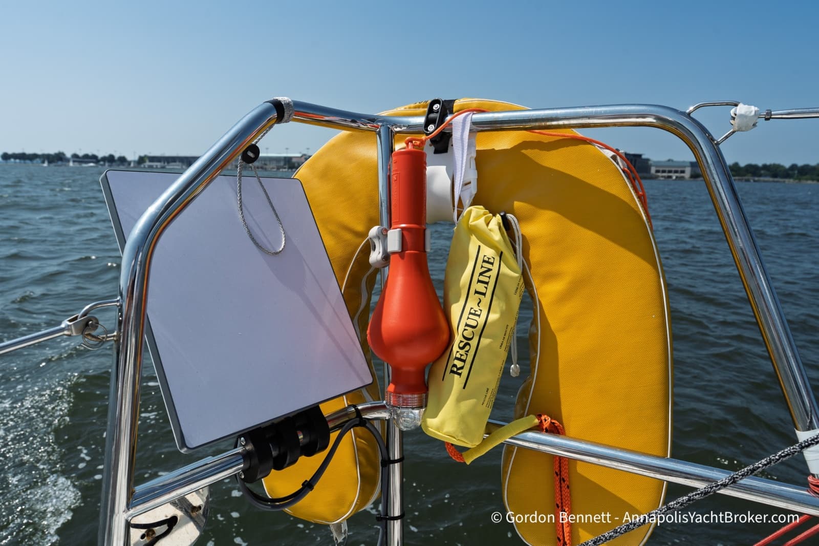 2020 Jeanneau Sun Fast 3300