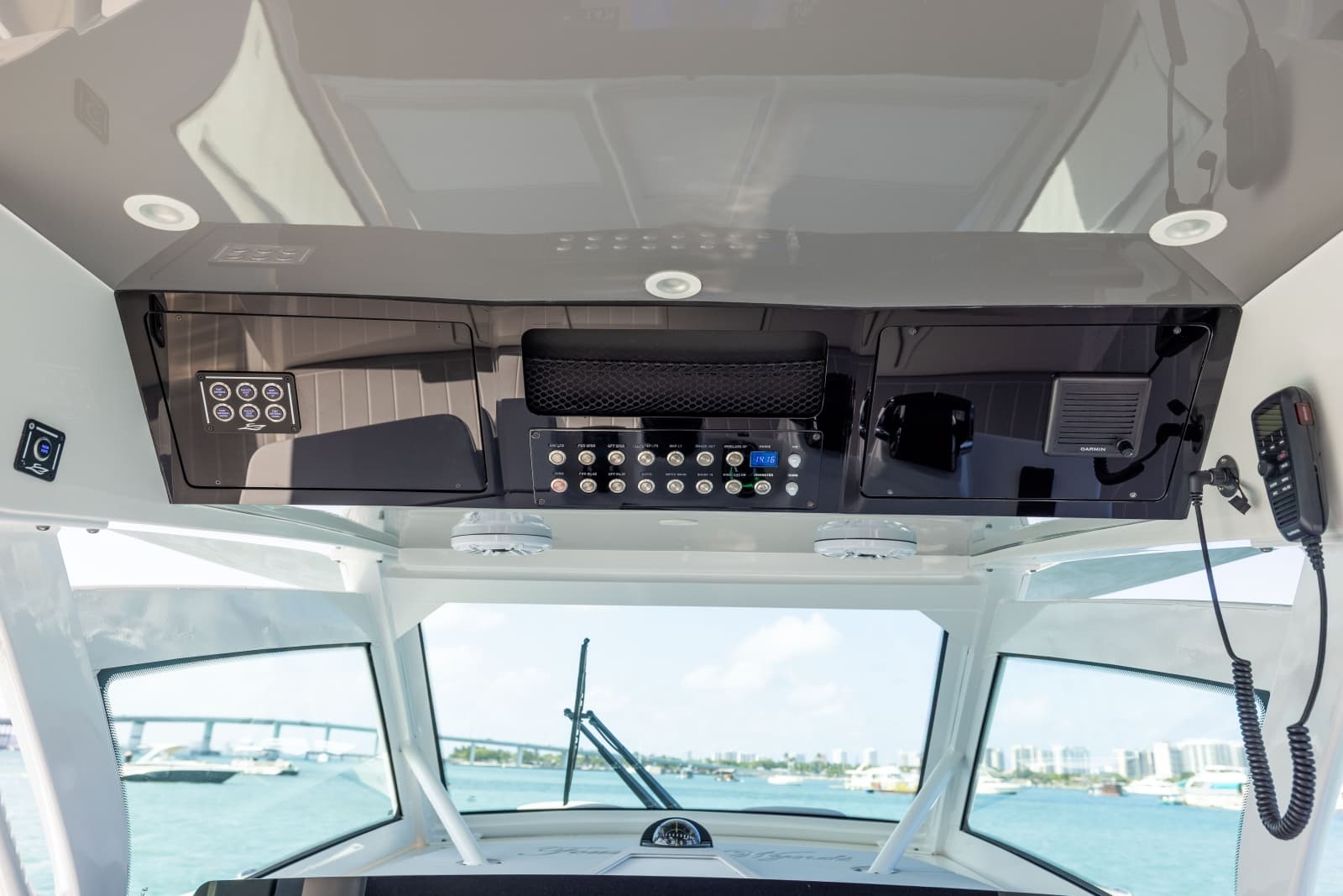 2024 Scout 400 LXF