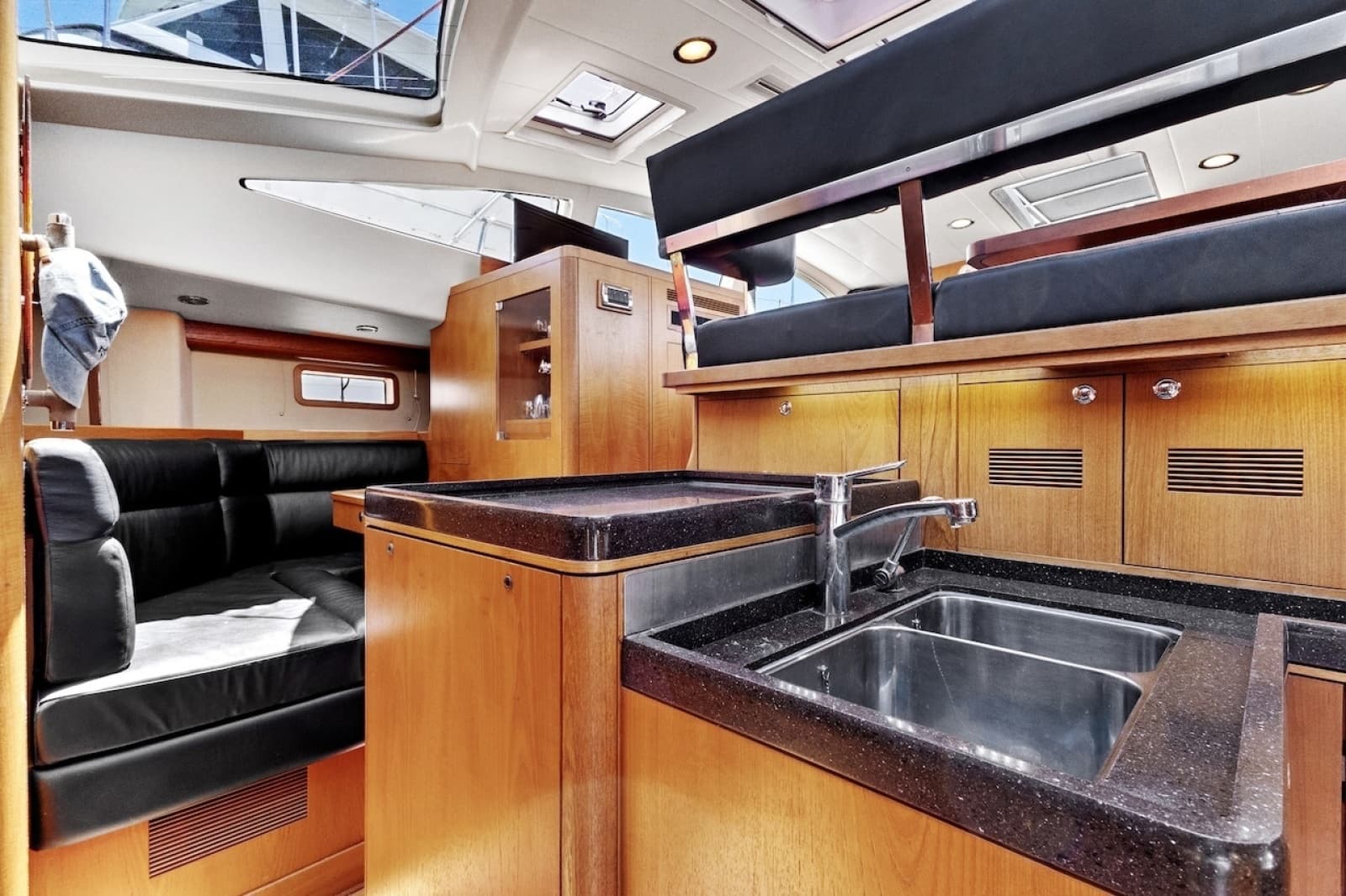 2011 Southerly 57 RS
