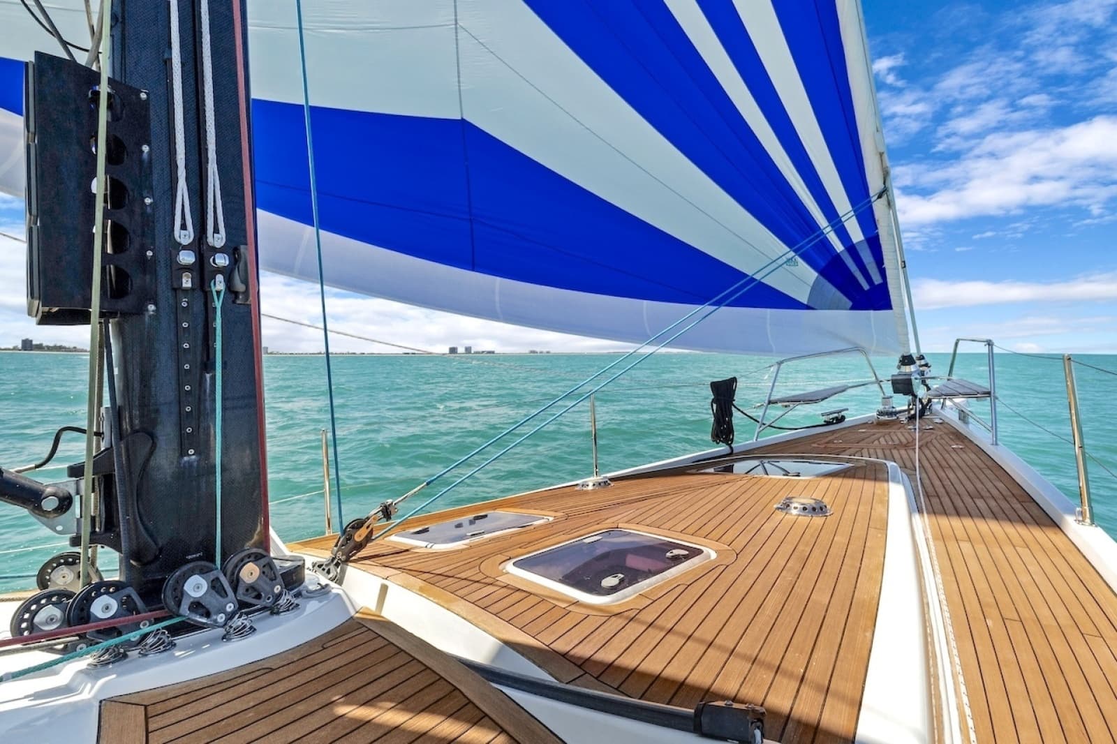 2011 Southerly 57 RS