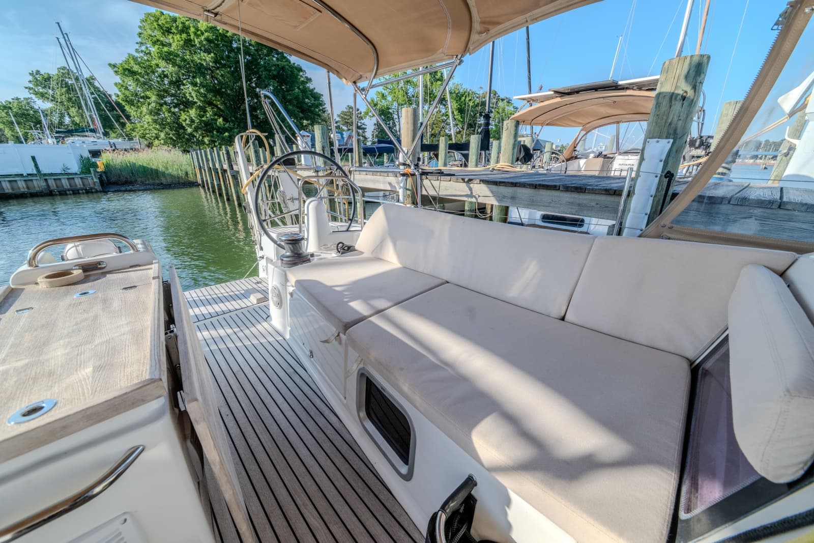 2019 Jeanneau Sun Odyssey 490