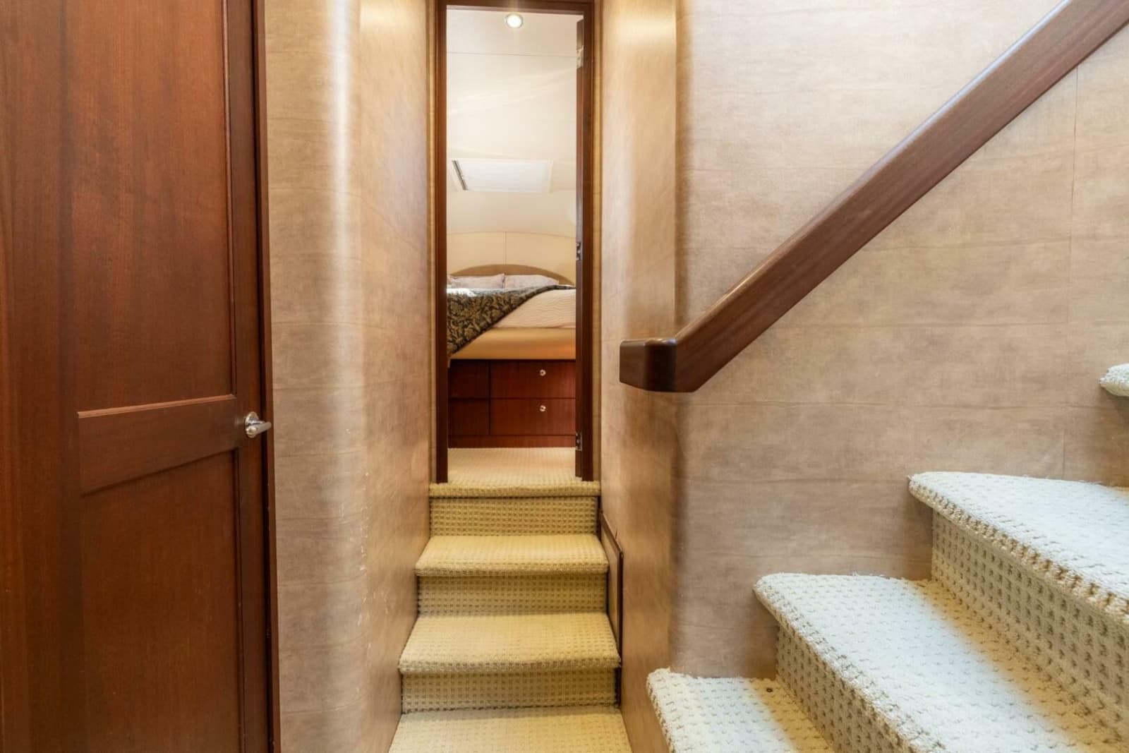 2009 Pacific Mariner 65 Motor Yacht