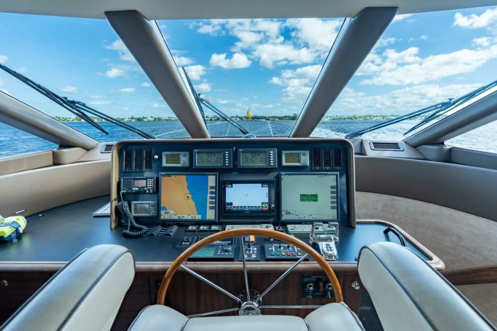2009 Pacific Mariner 65 Motor Yacht