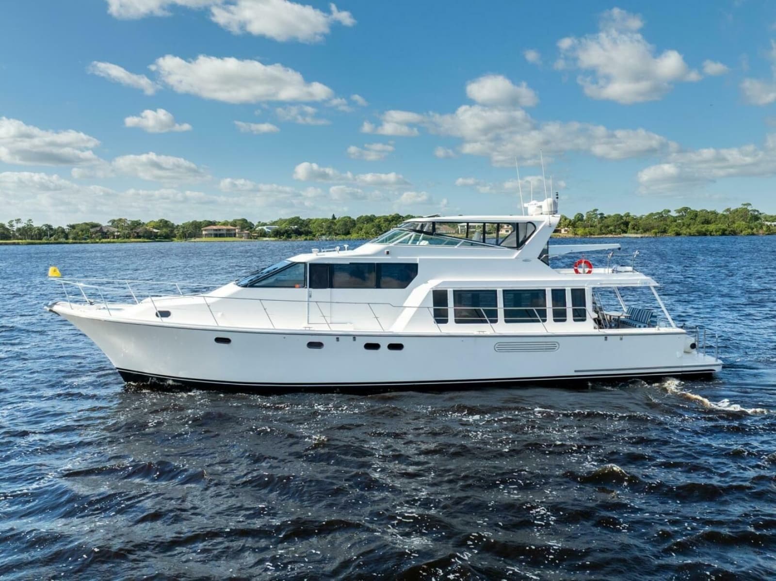 2009 Pacific Mariner 65 Motor Yacht